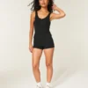 Prenda básica imprescindible Shortie Prenda básica imprescindible Shortie