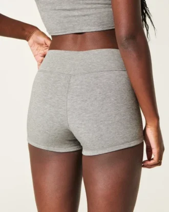 Prenda básica imprescindible Shortie Prenda básica imprescindible Shortie