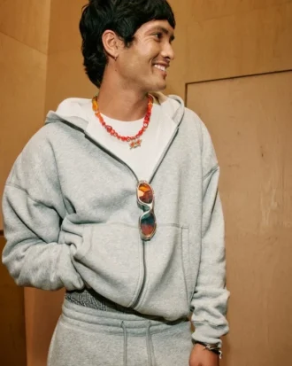 Sudadera con capucha, forro térmico y cremallera Sudadera con capucha, forro térmico y cremallera