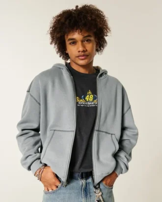 Sudadera con capucha, forro térmico y cremallera Sudadera con capucha, forro térmico y cremallera