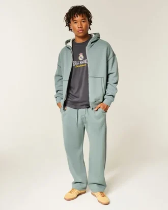 Sudadera con capucha, forro térmico y cremallera Sudadera con capucha, forro térmico y cremallera