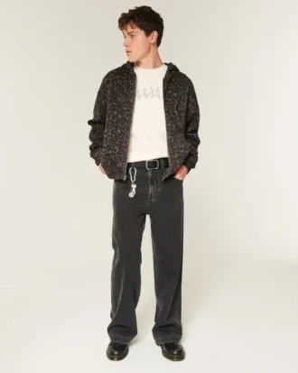 Sudadera con capucha y cremallera, corte cuadrado, estampado de leopardo Sudadera con capucha y cremallera, corte cuadrado, estampado de leopardo