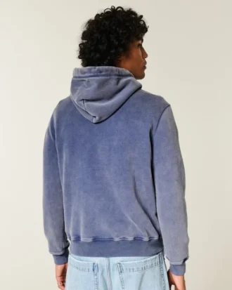 Sudadera con capucha y logotipo Sudadera con capucha y logotipo