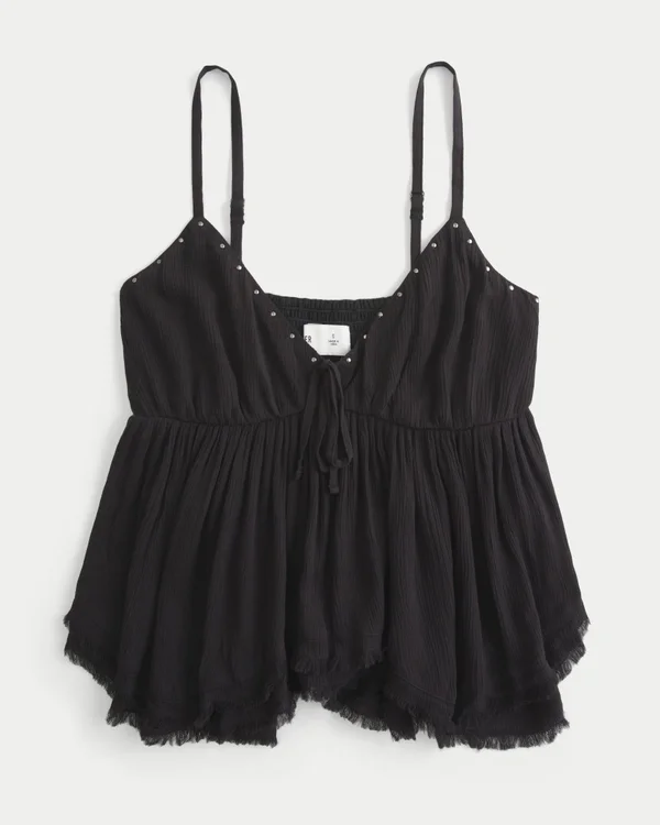 Top babydoll con tachuelas Top babydoll con tachuelas