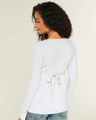 Top babydoll Henley con lazo fácil de atar Top babydoll Henley con lazo fácil de atar