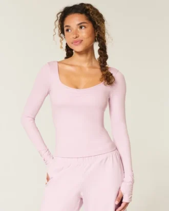 Top con escote corazón Active Recharge Cinch de Gilly Hicks