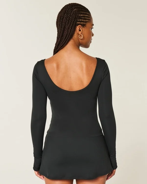 Top con escote corazón Active Recharge Cinch de Gilly Hicks Top con escote corazón Active Recharge Cinch de Gilly Hicks