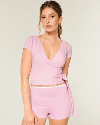 Top cruzado Active Recharge de Gilly Hicks