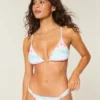 Top de bikini triangular con tirantes cruzados Top de bikini triangular con tirantes cruzados