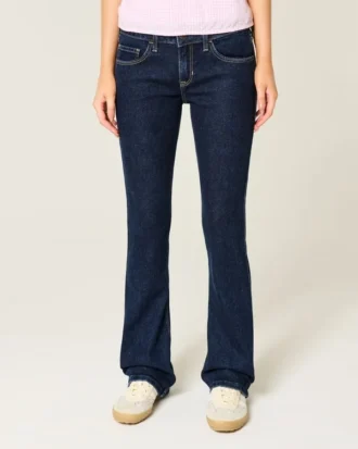 Vaqueros bootcut de talle bajo y lavado oscuro