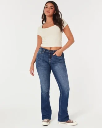 Vaqueros bootcut de talle medio y lavado medio Vaqueros bootcut de talle medio y lavado medio