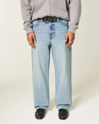 Vaqueros holgados con bordado de araña