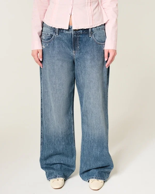 Vaqueros holgados de talle bajo, lavado oscuro y bordado floral Vaqueros holgados de talle bajo, lavado oscuro y bordado floral