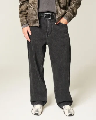 Vaqueros holgados Dodge Hellcat con estampado en negro lavado Vaqueros holgados Dodge Hellcat con estampado en negro lavado