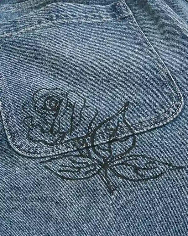 Vaqueros holgados Doodle con lavado medio Vaqueros holgados Doodle con lavado medio