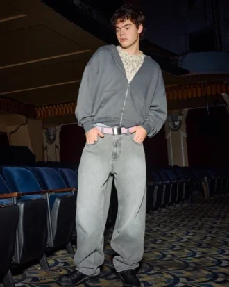 Vaqueros holgados gris skater