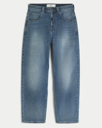 Vaqueros holgados tipo skater con gráfico de tiburón bordado y lavado medio