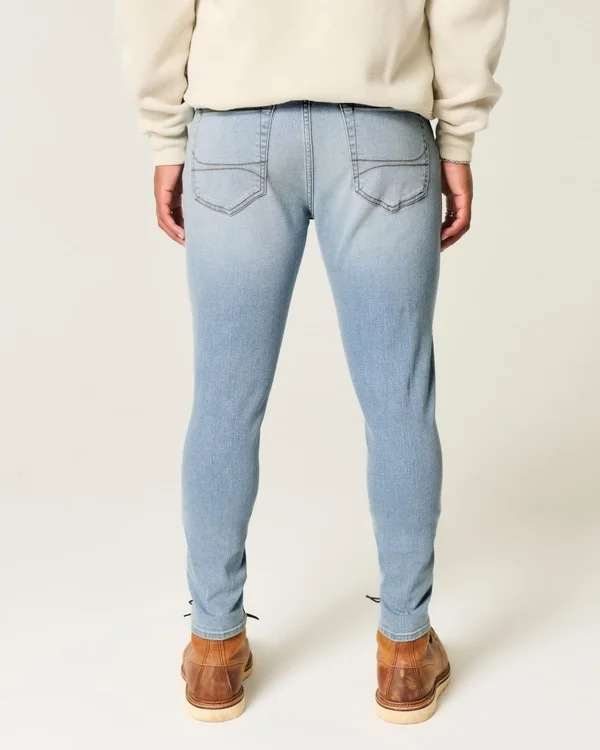 Vaqueros pitillo deportivos de lavado claro Vaqueros pitillo deportivos de lavado claro