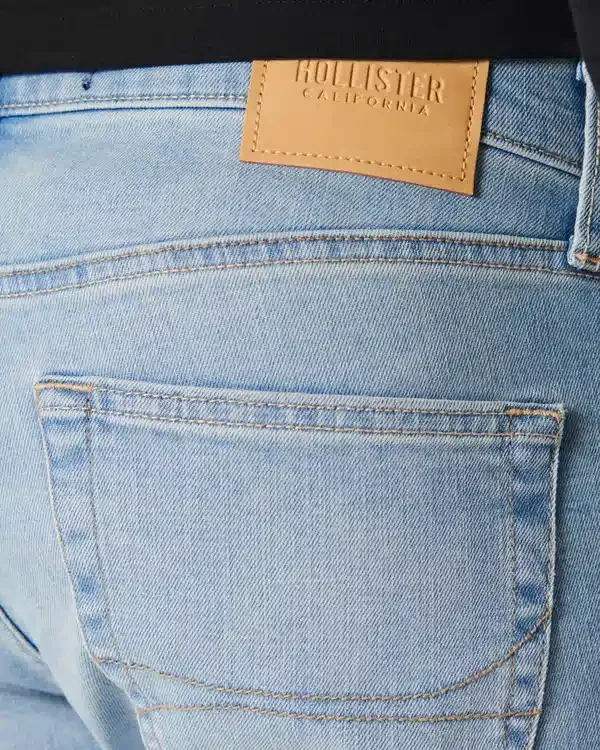 Vaqueros pitillo deportivos de lavado claro Vaqueros pitillo deportivos de lavado claro