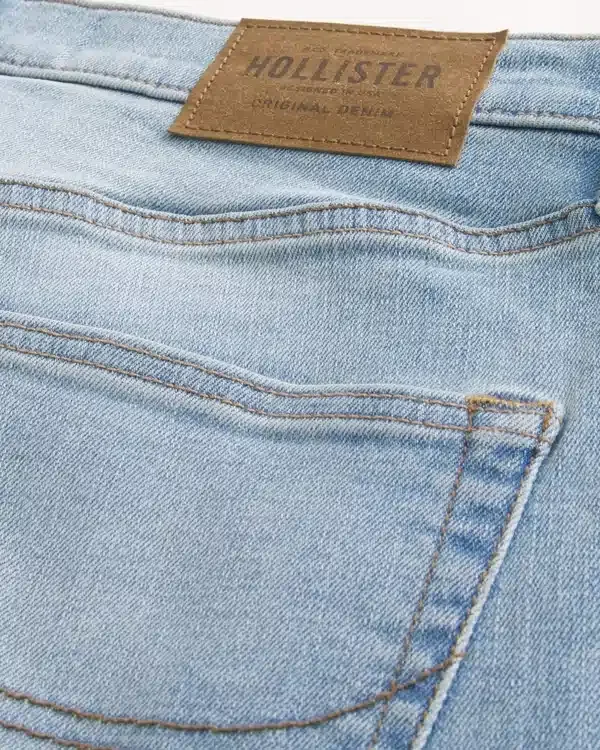 Vaqueros pitillo deportivos de lavado claro Vaqueros pitillo deportivos de lavado claro