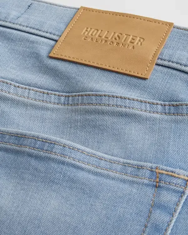 Vaqueros pitillo deportivos de lavado claro Vaqueros pitillo deportivos de lavado claro