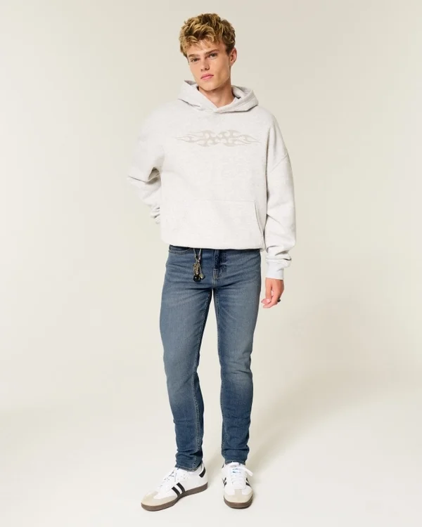 Vaqueros pitillo deportivos de lavado medio Vaqueros pitillo deportivos de lavado medio