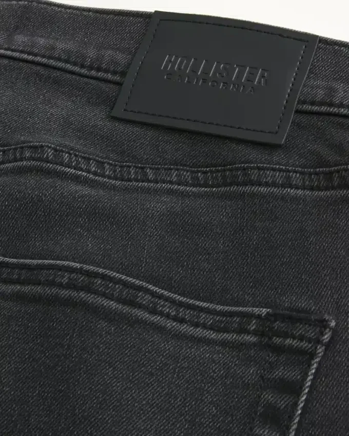 Vaqueros pitillo deportivos lavados en negro Vaqueros pitillo deportivos lavados en negro