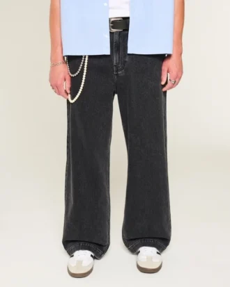 Vaqueros superbaggy con estampado de estrellas en negro lavado