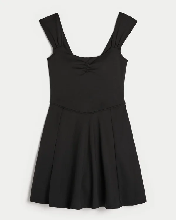 Vestido Active Cinch de Gilly Hicks Vestido Active Cinch de Gilly Hicks