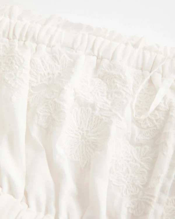 Vestido babydoll bordado sin tirantes Vestido babydoll bordado sin tirantes