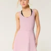 Vestido con capas Active Boost de Gilly Hicks Vestido con capas Active Boost de Gilly Hicks