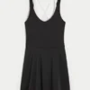 Vestido con capas Active Boost de Gilly Hicks Vestido con capas Active Boost de Gilly Hicks