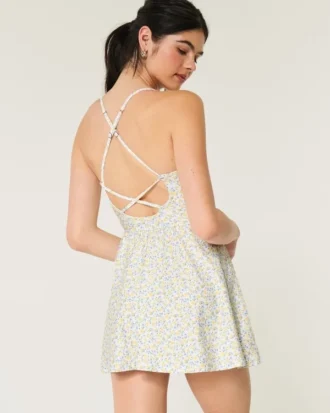 Vestido con tirantes cruzados en la espalda Gilly Hicks Active