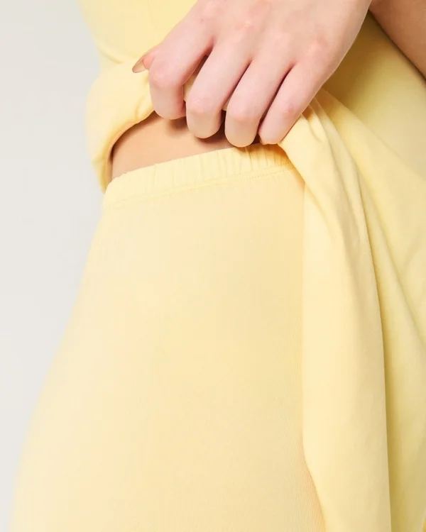 Vestido con tirantes cruzados en la espalda Gilly Hicks Active Vestido con tirantes cruzados en la espalda Gilly Hicks Active