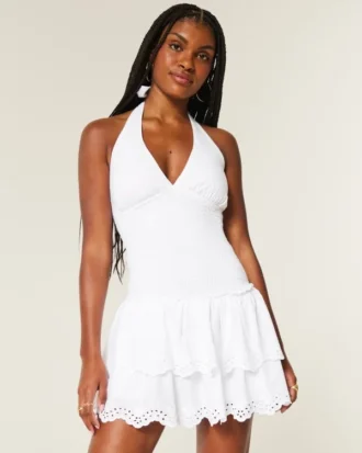 Vestido falda pantalón con escote halter y doble fruncido