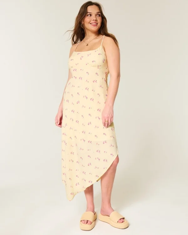 Vestido midi con dobladillo asimétrico Vestido midi con dobladillo asimétrico