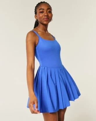 Vestido plisado deportivo Gilly Hicks