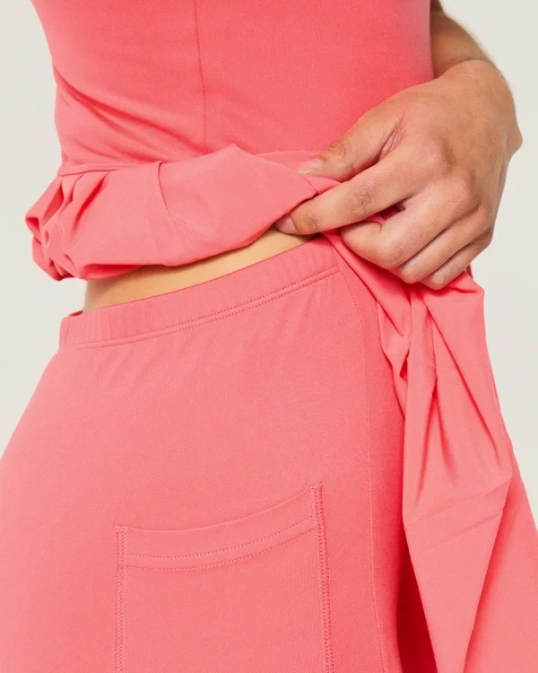 Vestido plisado deportivo Gilly Hicks Vestido plisado deportivo Gilly Hicks