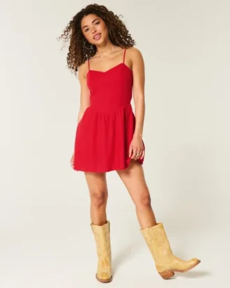 Vestido tipo falda pantalón con espalda abierta y mezcla de lino